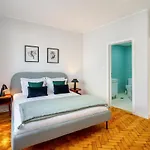 Whome Ft169 Location 2-bed Perfect To Explore *