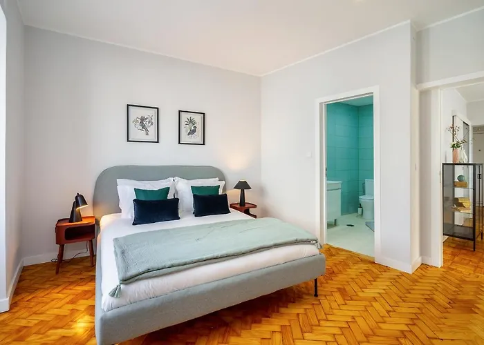 Whome Ft169 Location 2-bed Perfect To Explore *